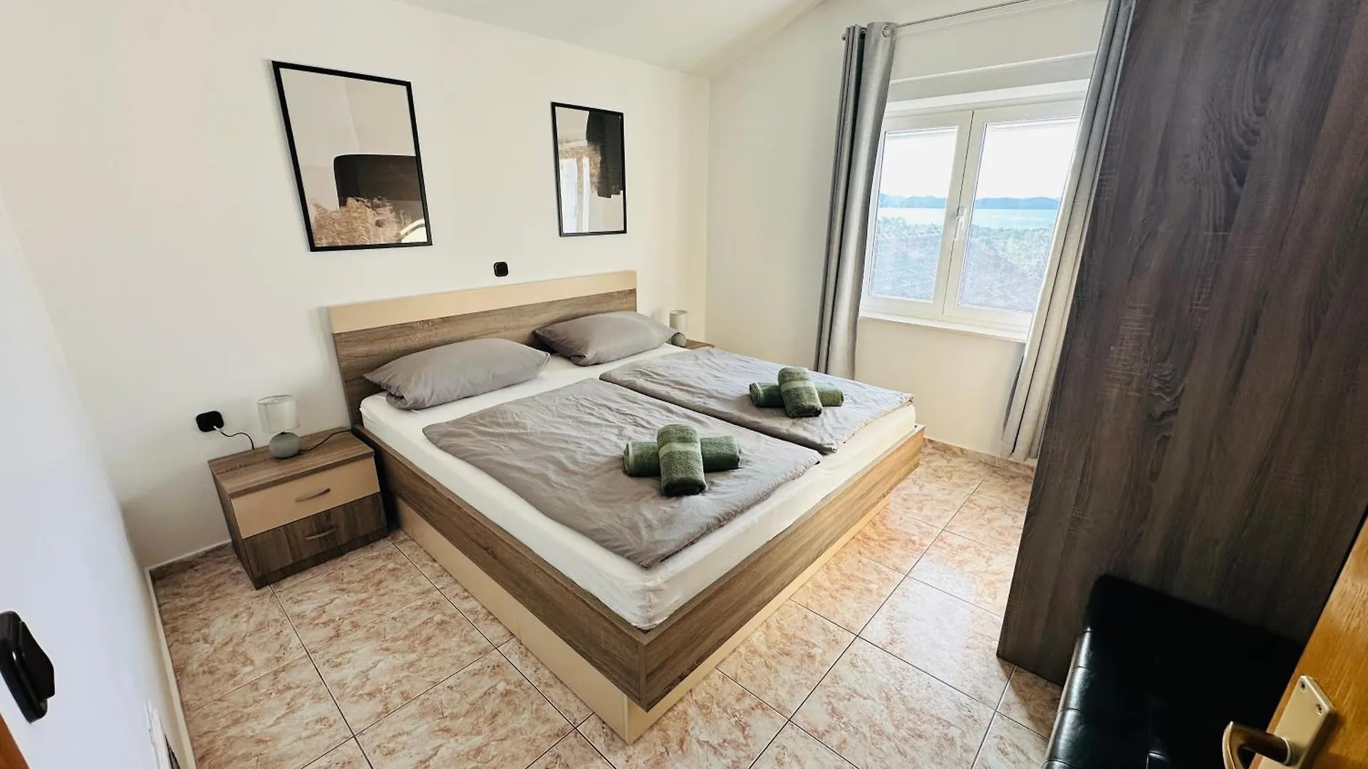 Apartment Schwarz In Petrcane V Gornje Petrcane