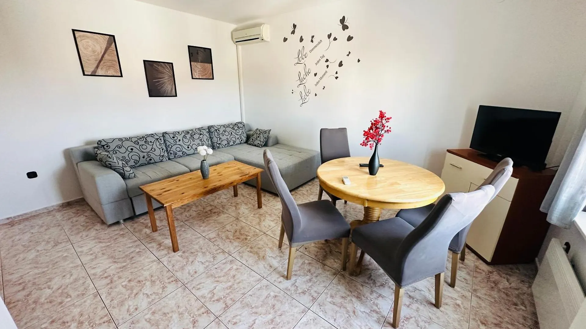 Apartment Schwarz In Petrcane V Gornje Petrcane 0*,